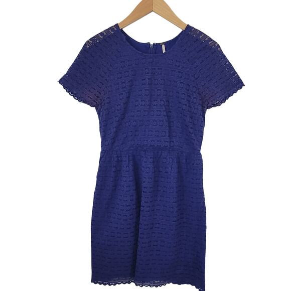 Free People- Women's Blue Lace Detailed dress- size 8 - Picture 4 of 11